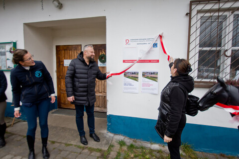 Fundacja Końskie Zdrowie z certyfikatem PZJ