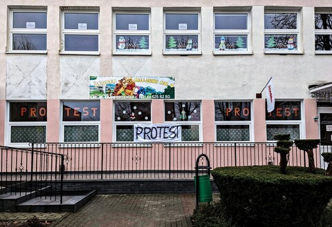 Pracownicy miejskich żłobków mówią „dość”