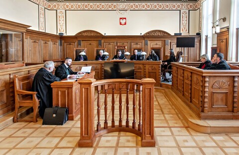 Oskarżony o brutalny napad na Dąbrowskiego stanął przed sądem. Nasz klient jest niewinny