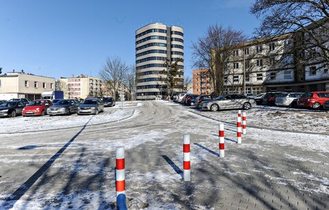Sąd pod słupkami