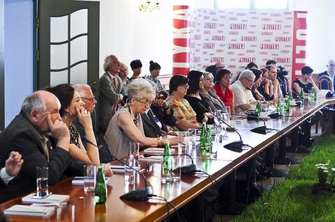 Skorupa i beton, czyli co ma wspólnego kultura z rozwojem