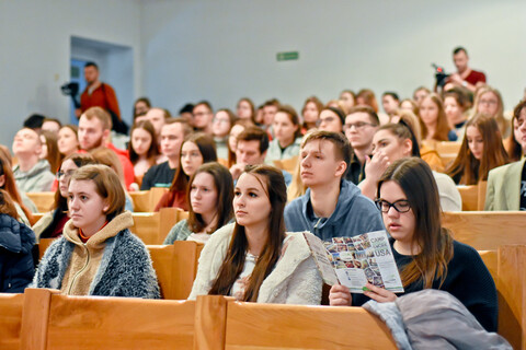 Konsul zachęca studentów: pracuj i podróżuj po USA