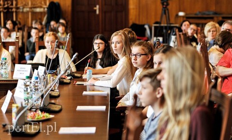 Uczniowie wcielili się w radnych. Jakie mają pomysły?