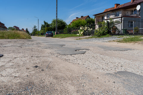 „Dziura na dziurze, a urzędnicy mają to gdzieś”