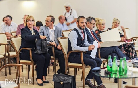 W obronie samorządności
