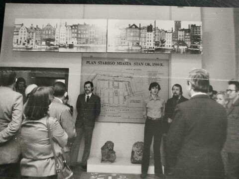 Architektura Elbląga w fotografii archiwalnej. Wspomnienie wystawy (70 lat elbląskiego Muzeum) 