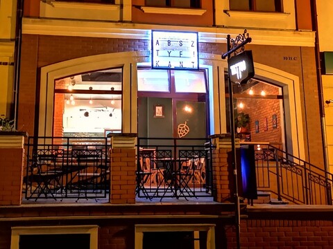 Wielokran Absztyfikant - pierwszy craftowy pub w Elblągu