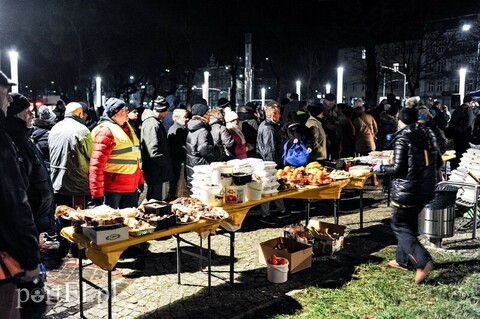 Chcemy spędzić święta z potrzebującymi