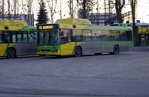 13 z korektą