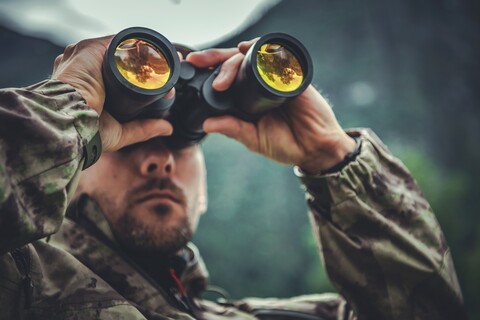 Od czego naprawdę zacząć kompletowanie wyposażenia myśliwego?