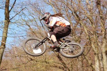 Adrenalina Downhillu (kolarstwo ekstremalne)