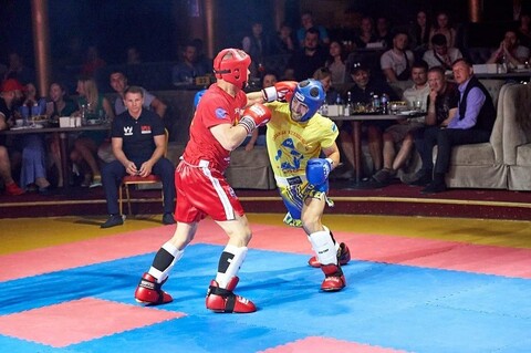 Adrian Durma pokonał mistrza (kick boxing) 