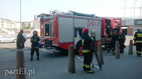 Alarm przeciwpożarowy w Kauflandzie. Na szczęście fałszywy