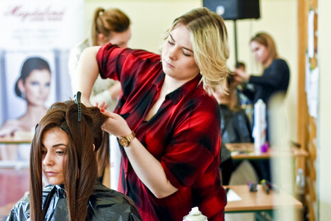 Jej fryzura była najlepsza, dlatego pojedzie na finał