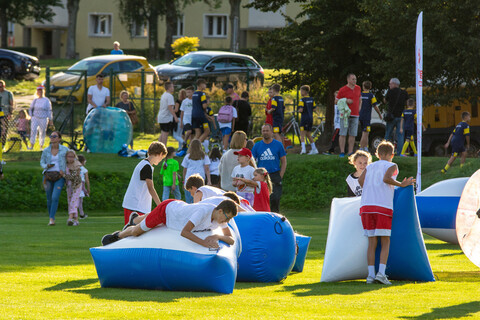 „Bawić się sportem“