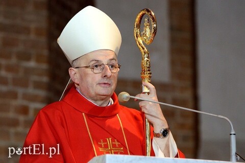 Biskup elbląski: pozostańmy w niedzielę w domach, rezygnując z udziału we mszy