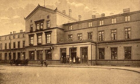 Dawno temu w Elblągu... pojawił się pociąg z wagonami sypialnymi
