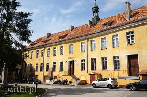 Pracownicy muzeum proszą radnych o pomoc