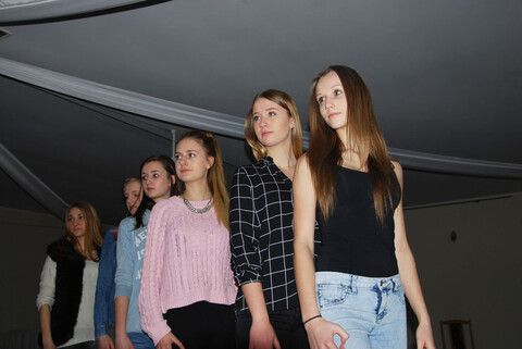 Były zdjęcia i przymiarki, przyszedł czas na choreografię