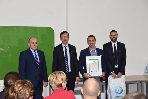Certyfikaty WMZPN - wyróżnienie dla IV LO i szkoły sportowej