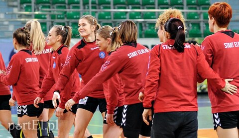 Challenge Cup: Start zagra z Hiszpankami (piłka ręczna)