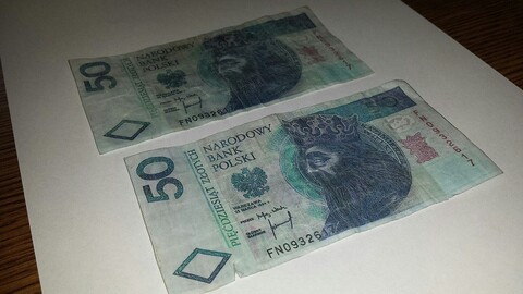 Chciała wydać fałszywe banknoty