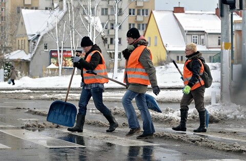 Chodniki I kolejności zimowego utrzymania