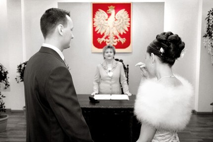 Cywilny, czyli gorszy?