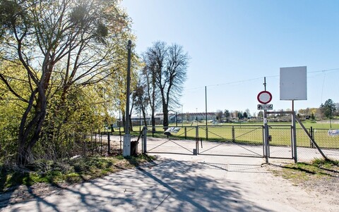 Czytelnik: Przydałoby się dodatkowe dojście do parku wodnego