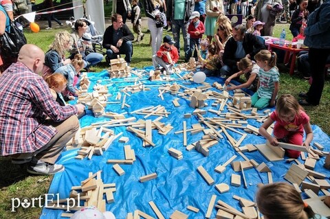 Dzieci rozruszają gospodarkę?