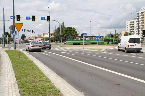 Dłużej w lewo, dłużej na przejściu