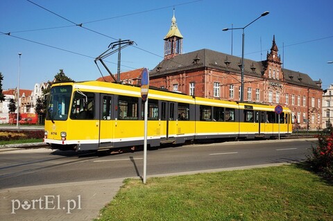 Z wózkiem do tramwaju nie zawsze wejdziesz