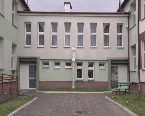 Nowe kierownictwo, stare zasady