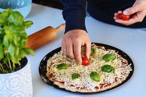 Domowa pizzeria – jak przygotować idealny włoski wieczór?