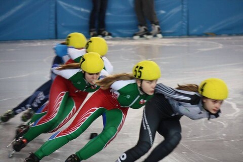 Dwa srebra dla Kamili (short track)