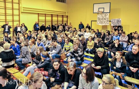 Rodzice bronią SP nr 23. Wiceprezydent ich nie przekonał