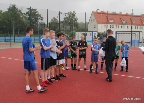 Emblong wygrywa Soccer Cup
