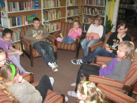 Ferie z bajką w bibliotece
