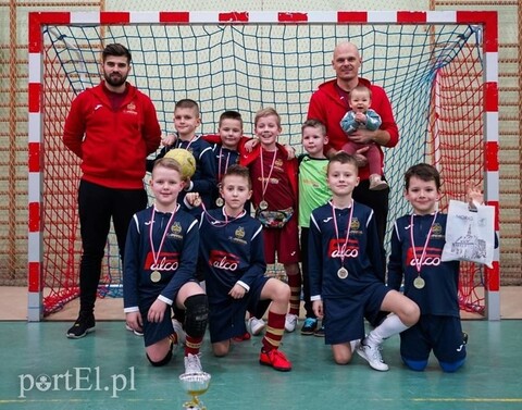 El-Futbol z brązowymi medalami