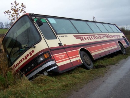 Gimbus wpadł do rowu