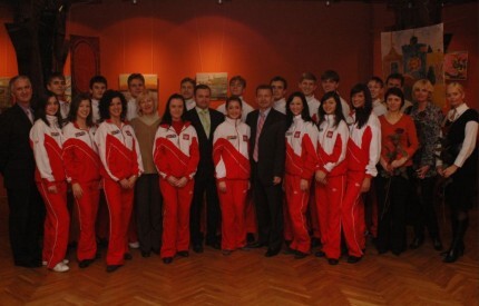 Roztańczeni ambasadorzy
