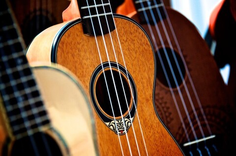 Jak wybrać najlepsze ukulele - radzi Konstanty Wejchert
