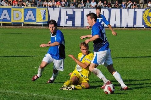 Wielki mecz w Wielką Sobotę