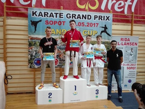 Karatecy z medalami