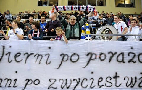 Kibicujmy naszym szczypiornistkom!