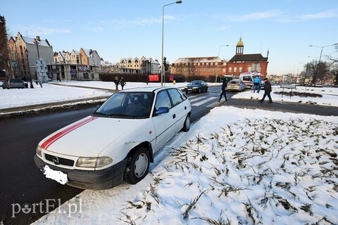 Kobieta potrącona na przejściu