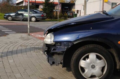 Kolejna kolizja na skrzyżowaniu ulic Konopnickiej i Niepodległości