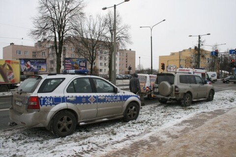 Kolizja trzech aut