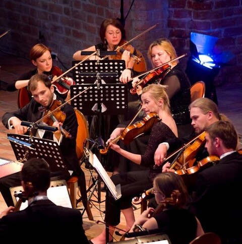 Koncert EOK z nowymi smyczkami