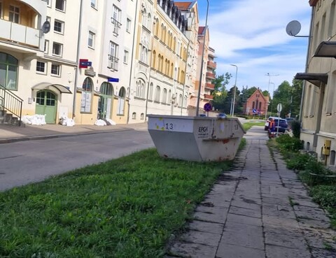 Kontenery na odpady popowodziowe